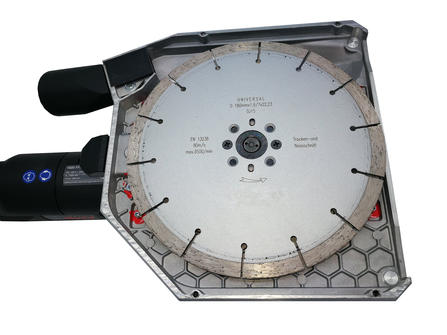 FFF_von-untenIRKnVA4VAMcMX